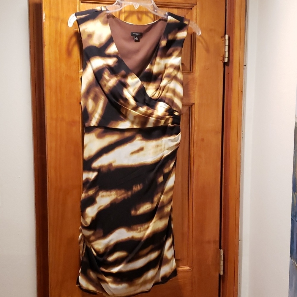 Anne Taylor Dress